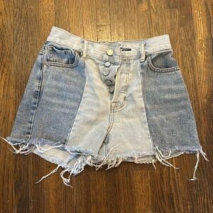 High rise icon shorts